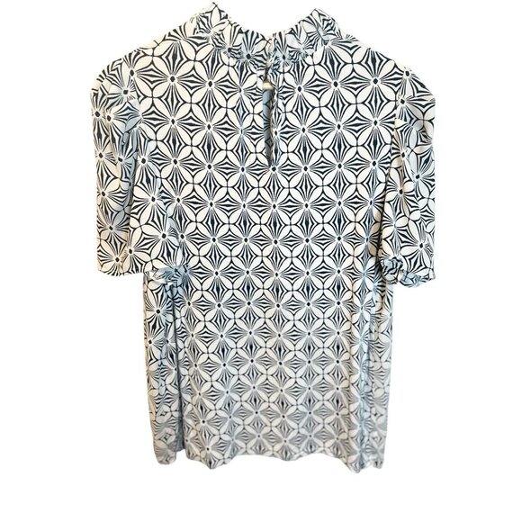 Loft Navy And White Geometric Design Short Sleeve Blouse XL Key Hole Mock Neck - Picture 3 of 8